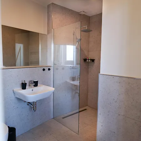 Boutique 3*