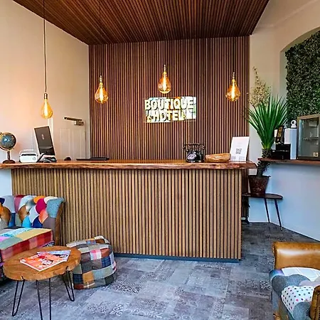 Boutique Hotel 3*